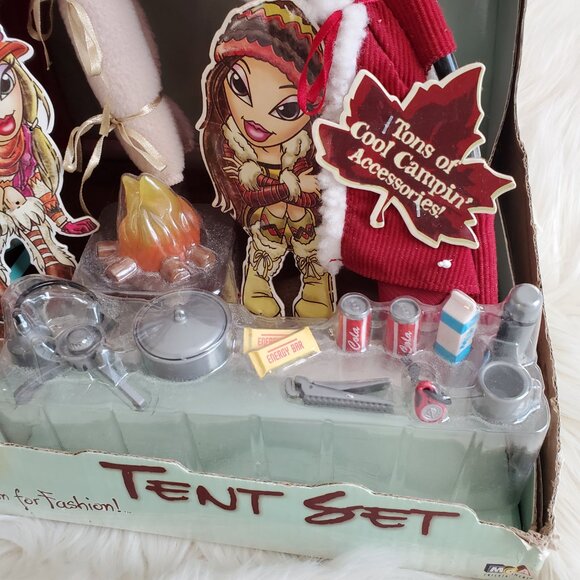 Bratz Vintage 2001 Doll Campfire Tent Set MGA Entertainment - Picture 5 of 12